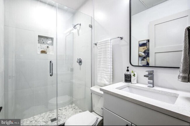 Foto del edificio - 256 15th St SE