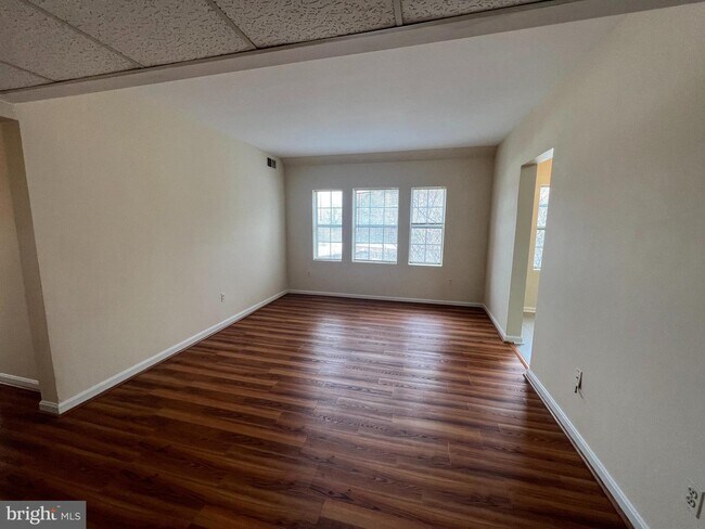 Building Photo - 1801 Key Blvd