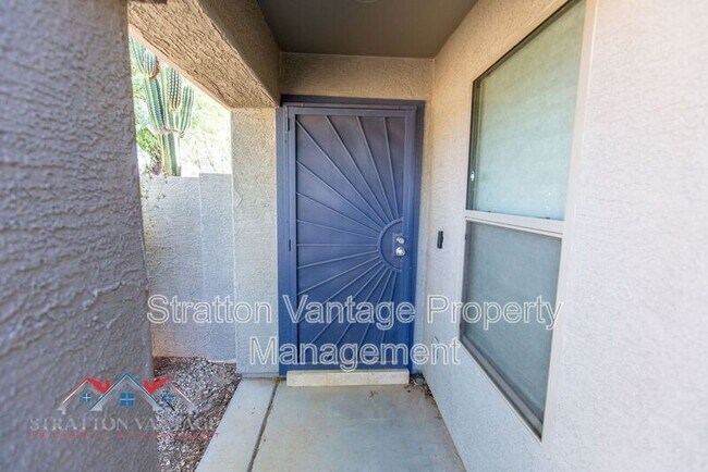 Foto del edificio - 44213 W Cypress Ln