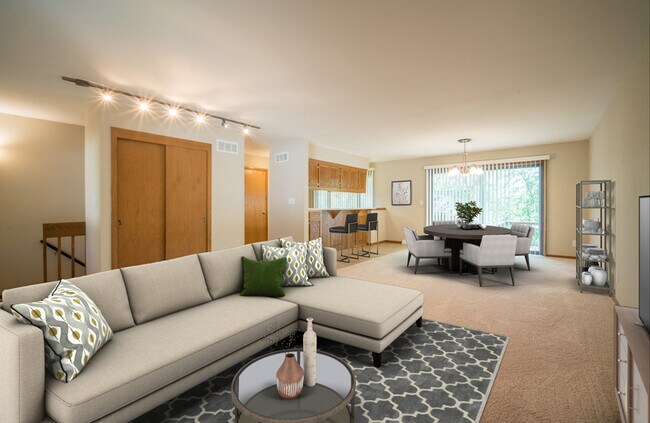 Building Photo - 2207 Norwood Dr
