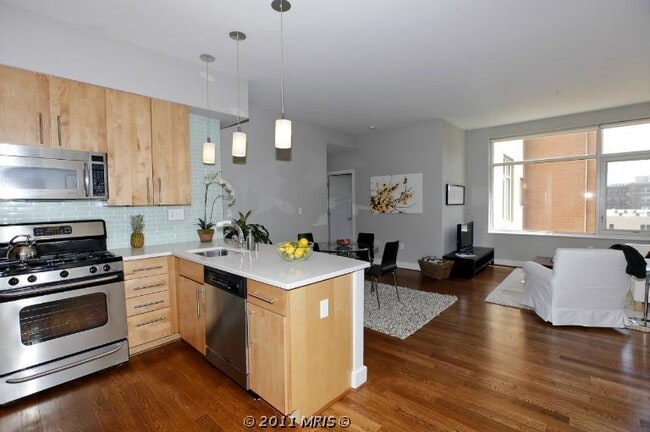 Photo - 1348 Euclid St NW Apartment