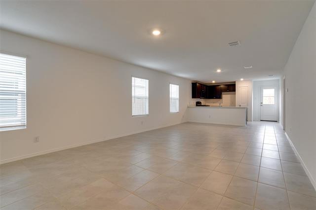 Foto del edificio - 7704 Privet Pl