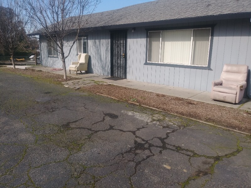 Primary Photo - 1425 C St