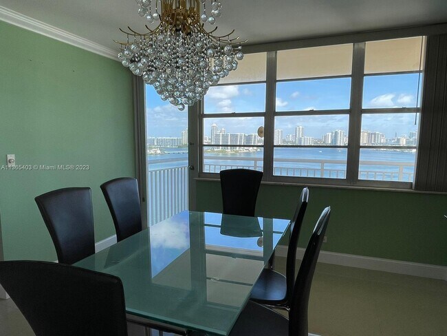Foto del edificio - 251 174th St