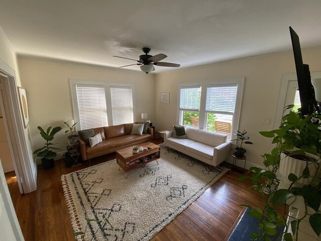 Living Room, View 2 - 904 Lexington Ave