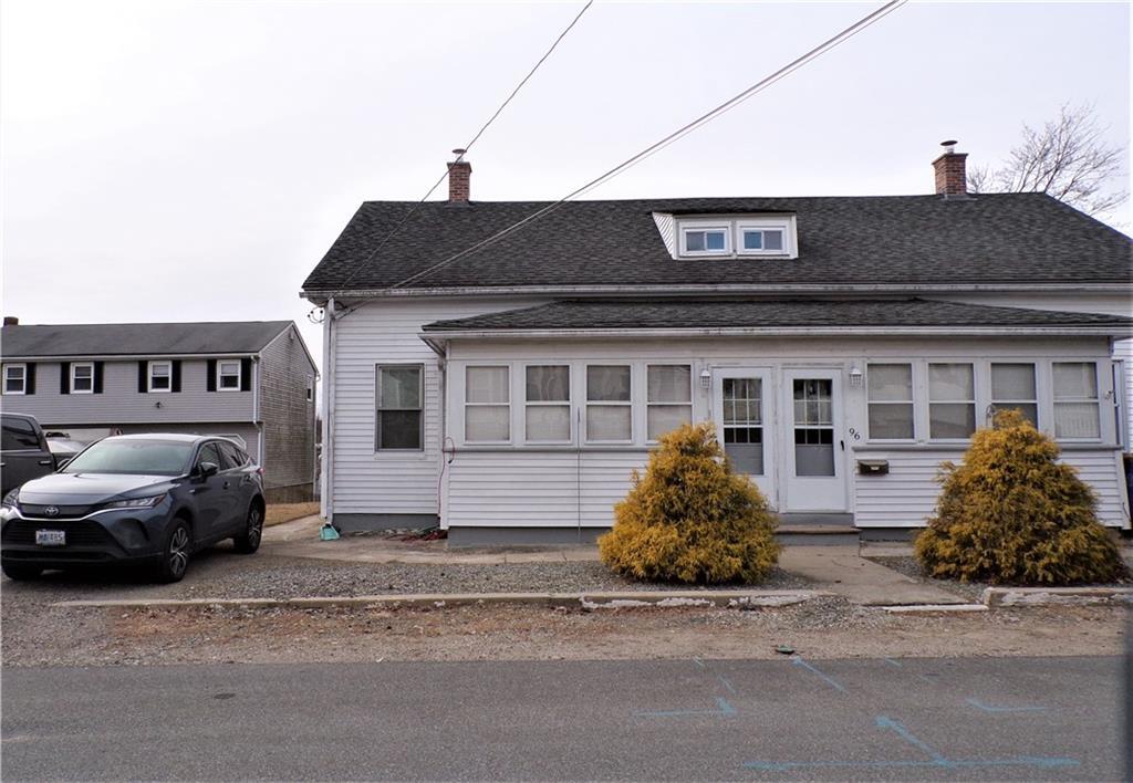 94 Earl St, West Warwick, RI 02893 Room for Rent in West Warwick, RI