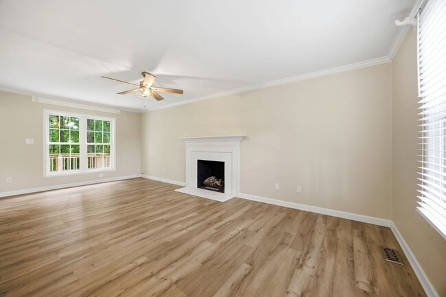 Building Photo - Spacious 3BR Home with Deck in Prime Wake Forest Location