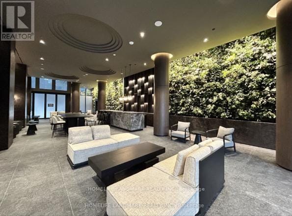 Building Photo - 120 Broadway Ave