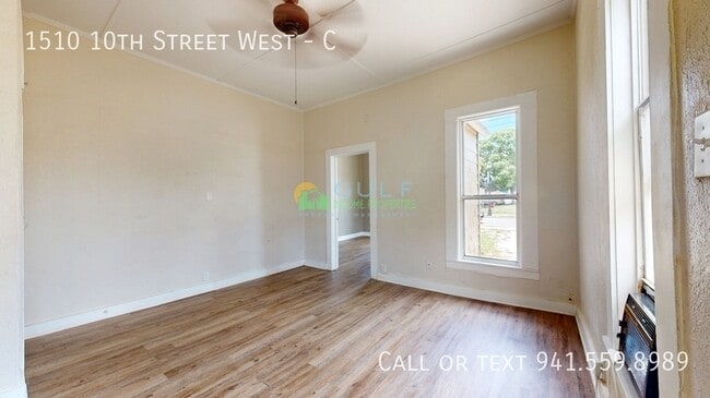 Building Photo - 1510 10th St W