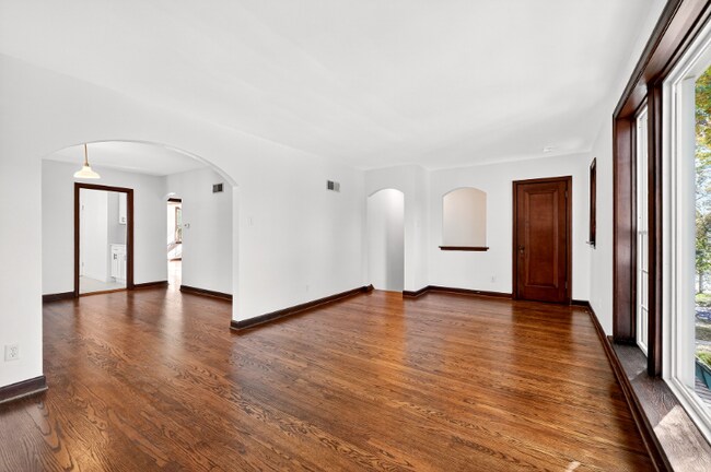 Foto del edificio - 4708 Locke Ave