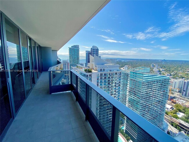 Foto del edificio - 1000 Brickell Plaza