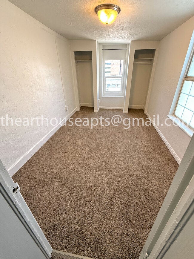 Foto del edificio - 2535 Adams Ave