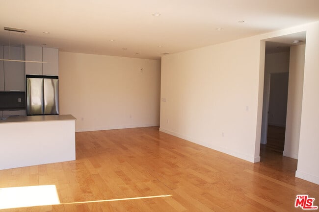 Foto del edificio - 4826 Franklin Ave