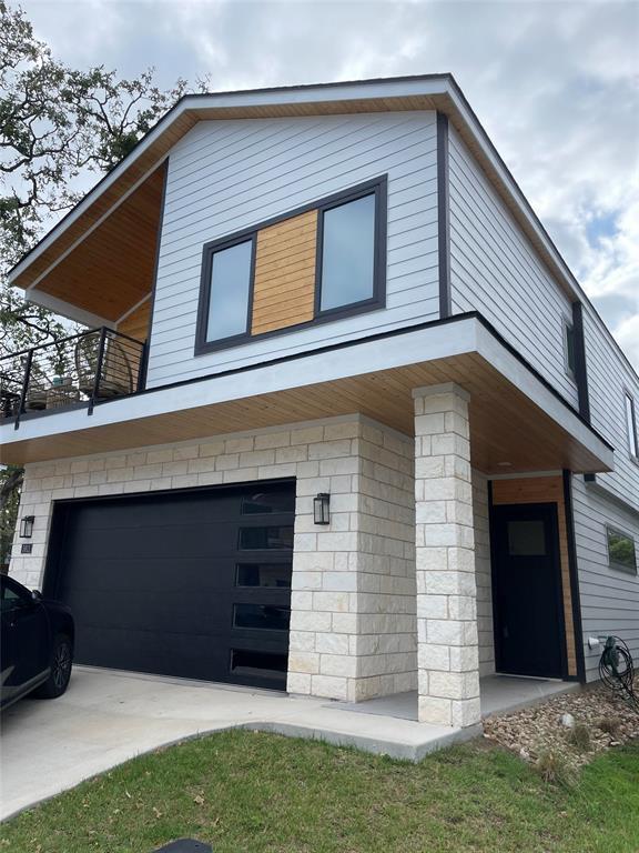 Foto del edificio - 5708 Sutherlin Rd