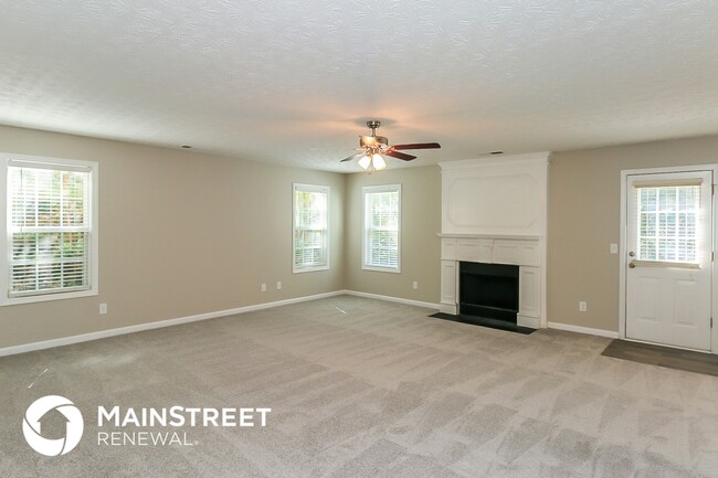 Building Photo - 5730 Union Pointe Dr