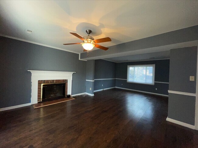 Foto del edificio - 5 Bedroom 2.5 Bath Rental in Newport News ...