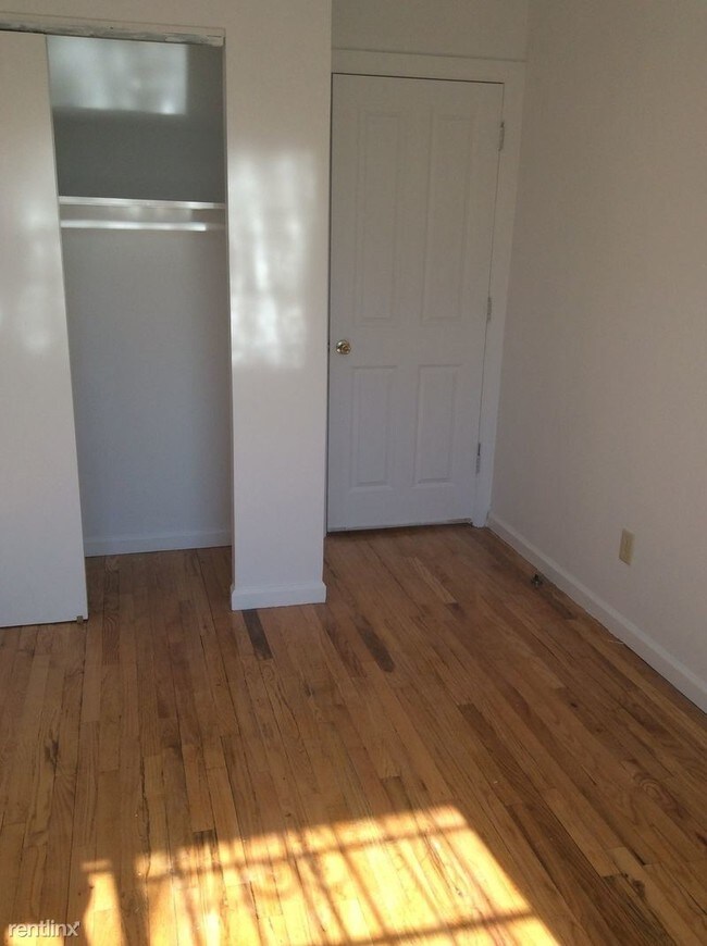Building Photo - 2 br, 2 bath Apartment - 685 Glenmore Ave