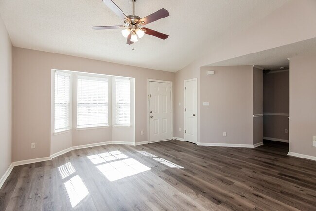 Foto del edificio - 9517 Bird Watch Ln