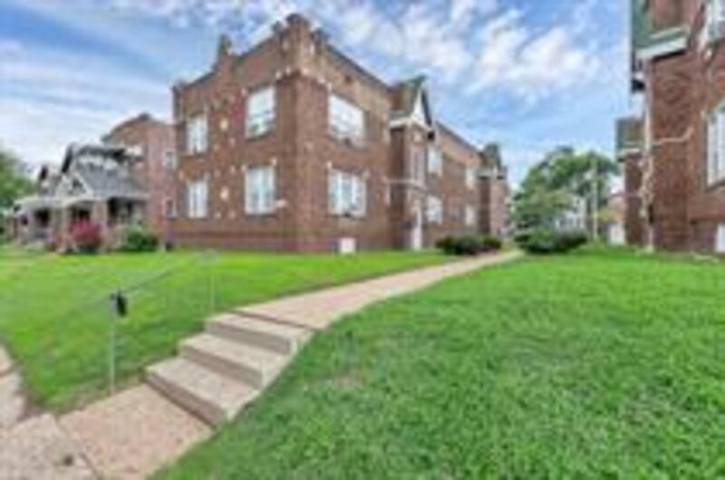 4221 Neosho St, St. Louis, MO 63116 Condo for Rent in St. Louis, MO