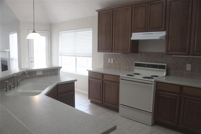 Foto del edificio - 712 Monterey Dr