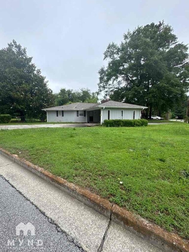 Primary Photo - 10115 Carlton Trail NW