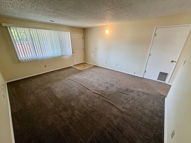 Foto del edificio - Bridgeway Duplex