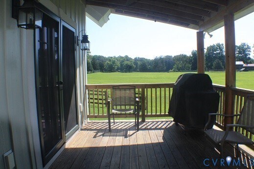 Foto del edificio - 4801 Bird Grove Ln