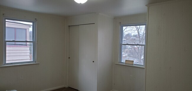 Bedroom - 429 Arch Ave