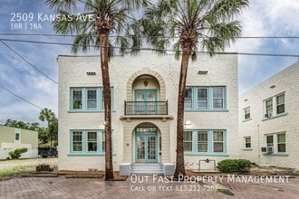 Building Photo - 2509 W Kansas Ave