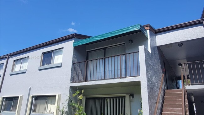 Foto del edificio - 7405 SW 152nd Ave