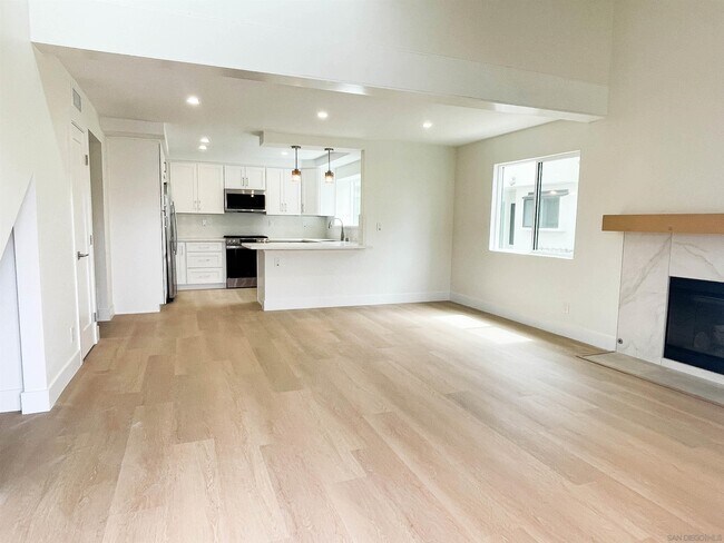 Foto del edificio - 1093 N Vulcan Ave