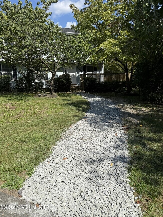 Building Photo - 896 Anderson Rd