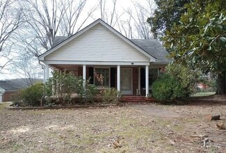 Building Photo - 221 Old Cedar Rock Rd