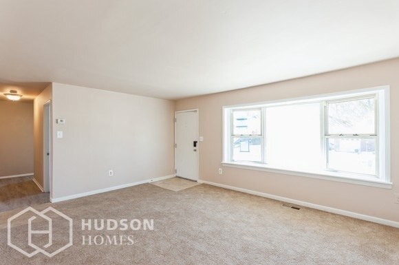Foto del edificio - 8804 Sonya Rd