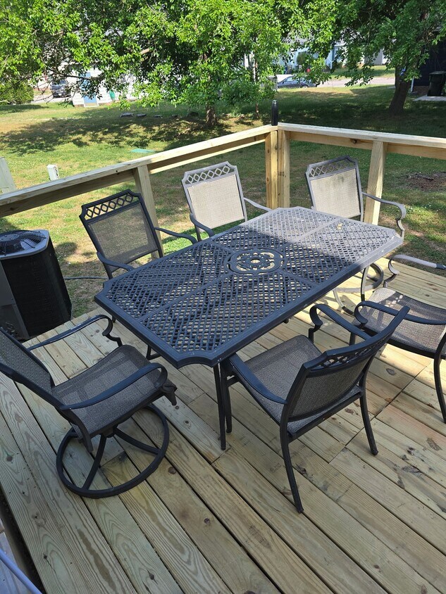 Foto del edificio - 5616 Bringle Ct