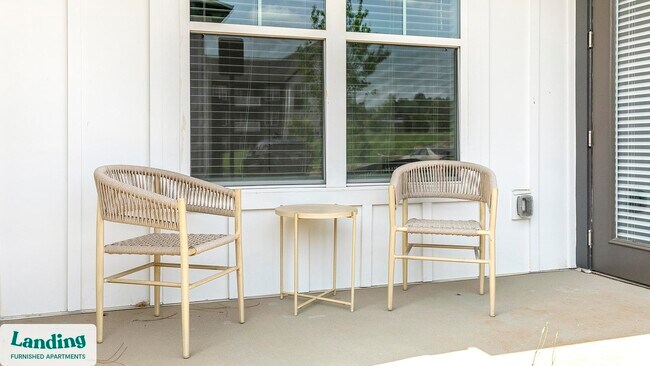 Foto del edificio - 393 Johns Rd NW