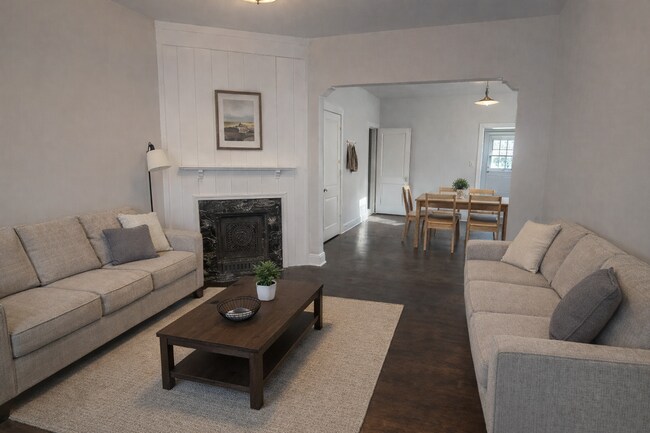 Building Photo - 2529 Polk St NE