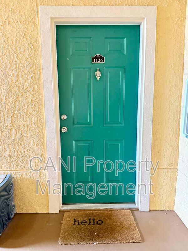 Building Photo - 2747 Via Capri