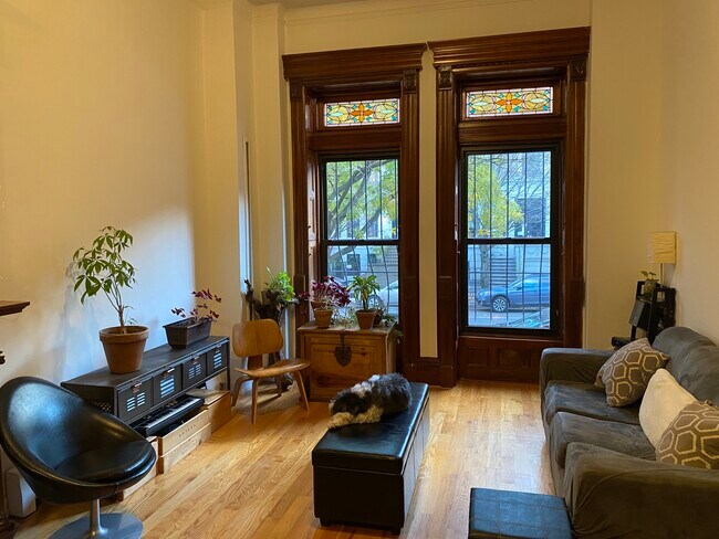 Building Photo - 657 Saint Marks Ave