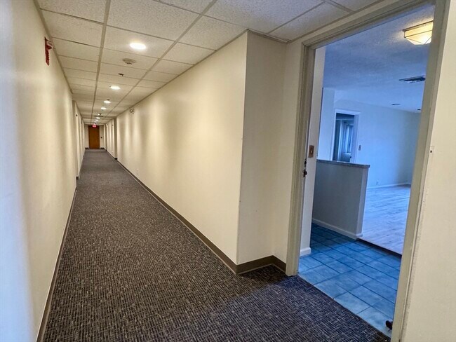 Foto del edificio - 24 Corey St