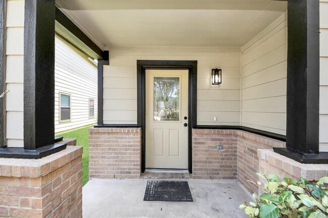 Building Photo - 354 Remington Harbor Ct