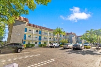 Building Photo - 8605 W Sample Rd