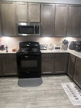 Building Photo - 12662 Barclay Ter Dr