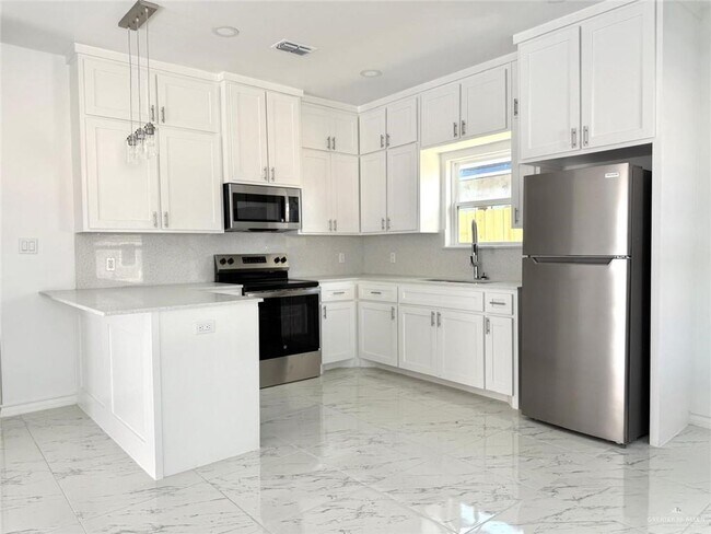 Foto del edificio - 11308 N 25th St