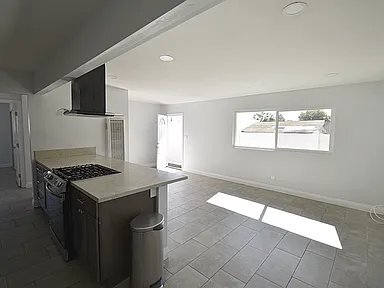 Building Photo - 824 Arcadia Pl