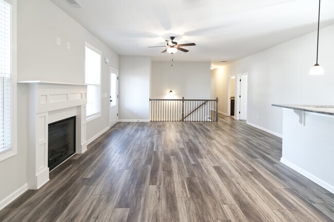 Foto del edificio - 4382 Overlook Dr