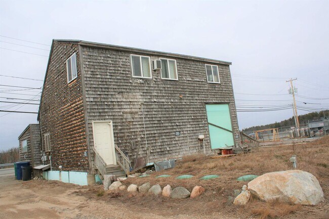 Building Photo - 61 Lafayette Rd