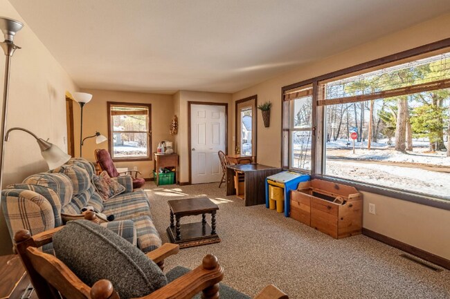 Building Photo - 6960 Forest St