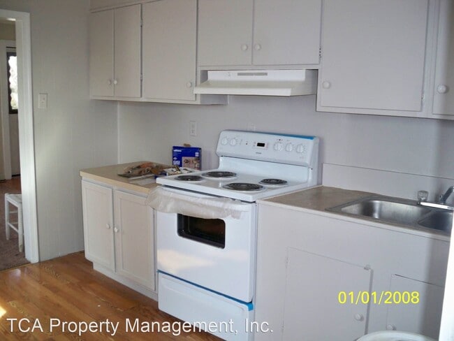 Building Photo - 3 br, 1 bath House - 531 S. Parke Street