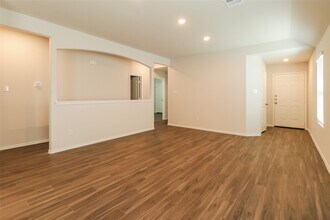 Building Photo - 14056 Lahontan Dr